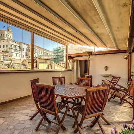 Apartment Attic With Terrace By Trevi Fountain